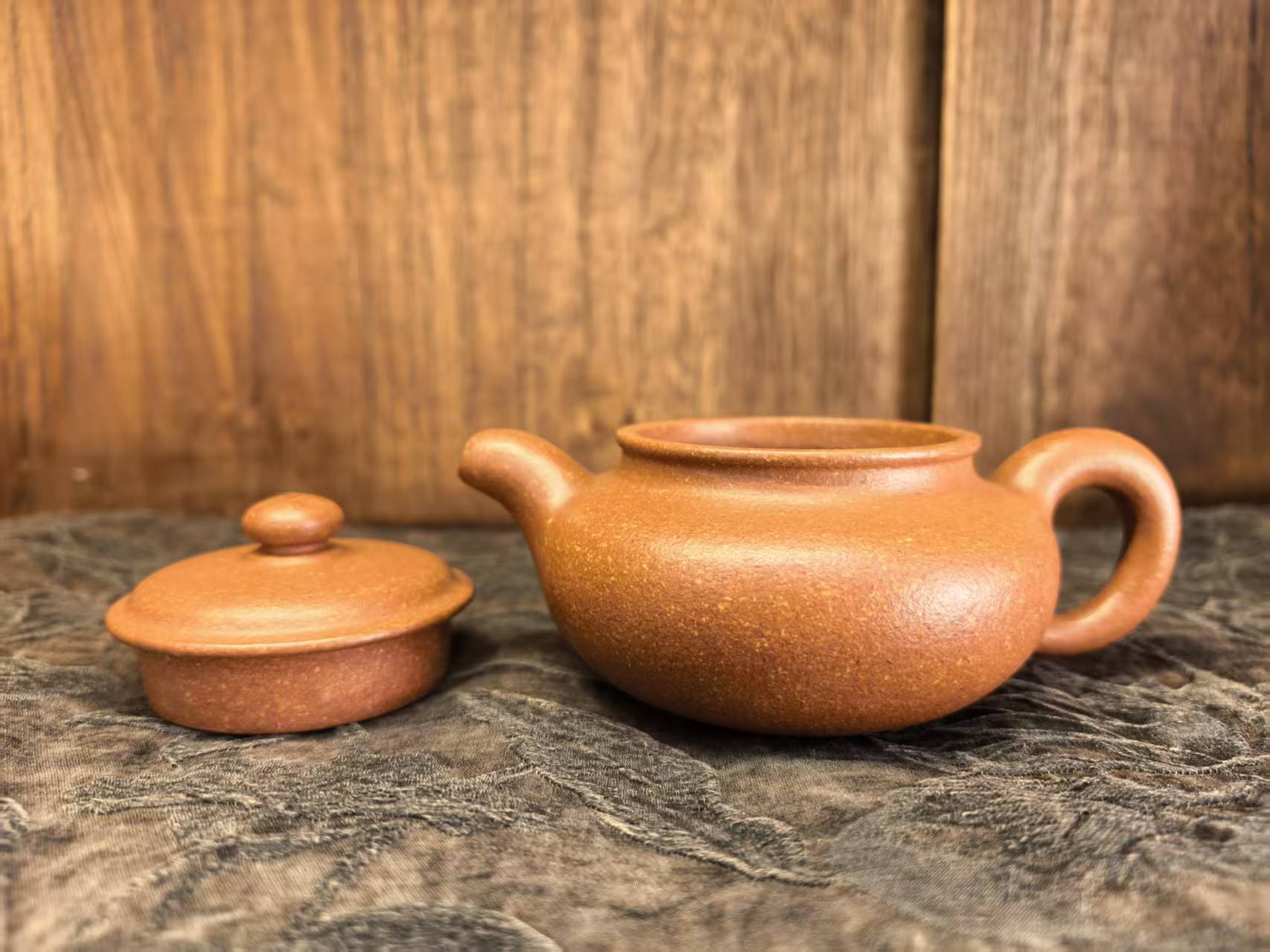 Handmade Yixing Zisha Teapot – Traditional Chinese Gongfu Tea Ceremony Collection